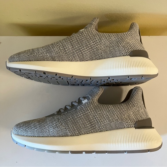 NEW Peter Millar Women’s Hyperlight Apollo Sneaker Light Gray Size 7 - NO BOX - Picture 9 of 13